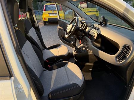 FIAT FIAT PANDA 1.2ie 69CH LOUNGE avec 12000kms